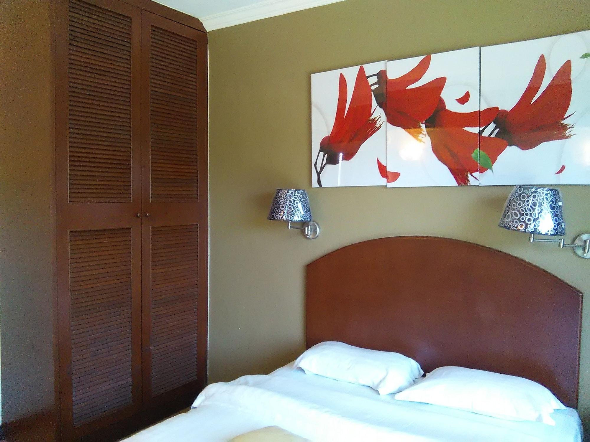 Casuarina Hotel Kota Kinabalu Esterno foto