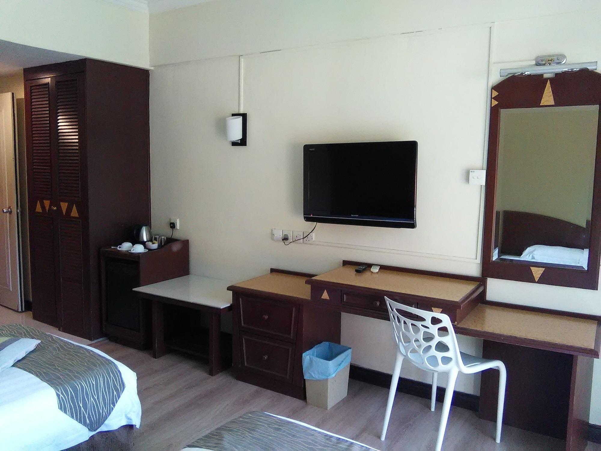 Casuarina Hotel Kota Kinabalu Esterno foto