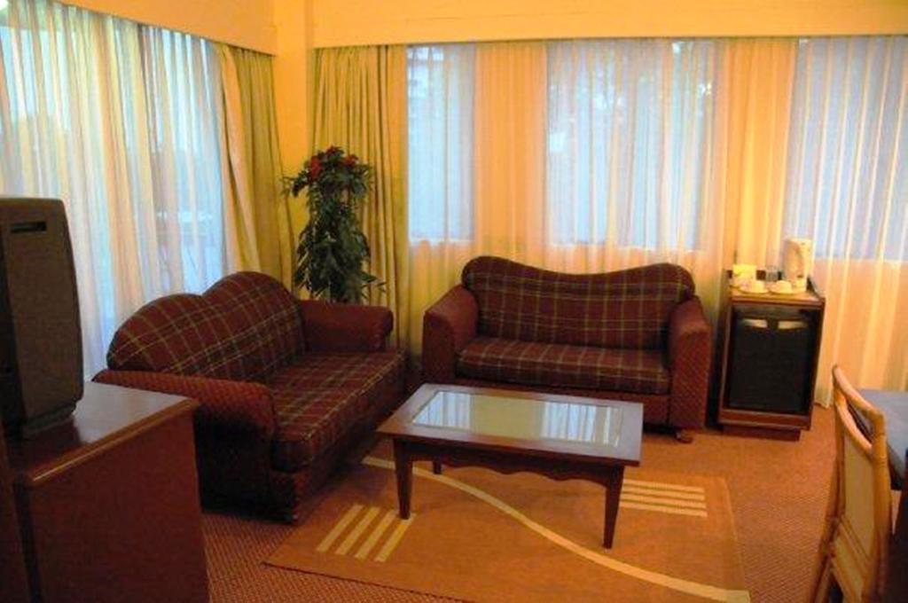 Casuarina Hotel Kota Kinabalu Esterno foto