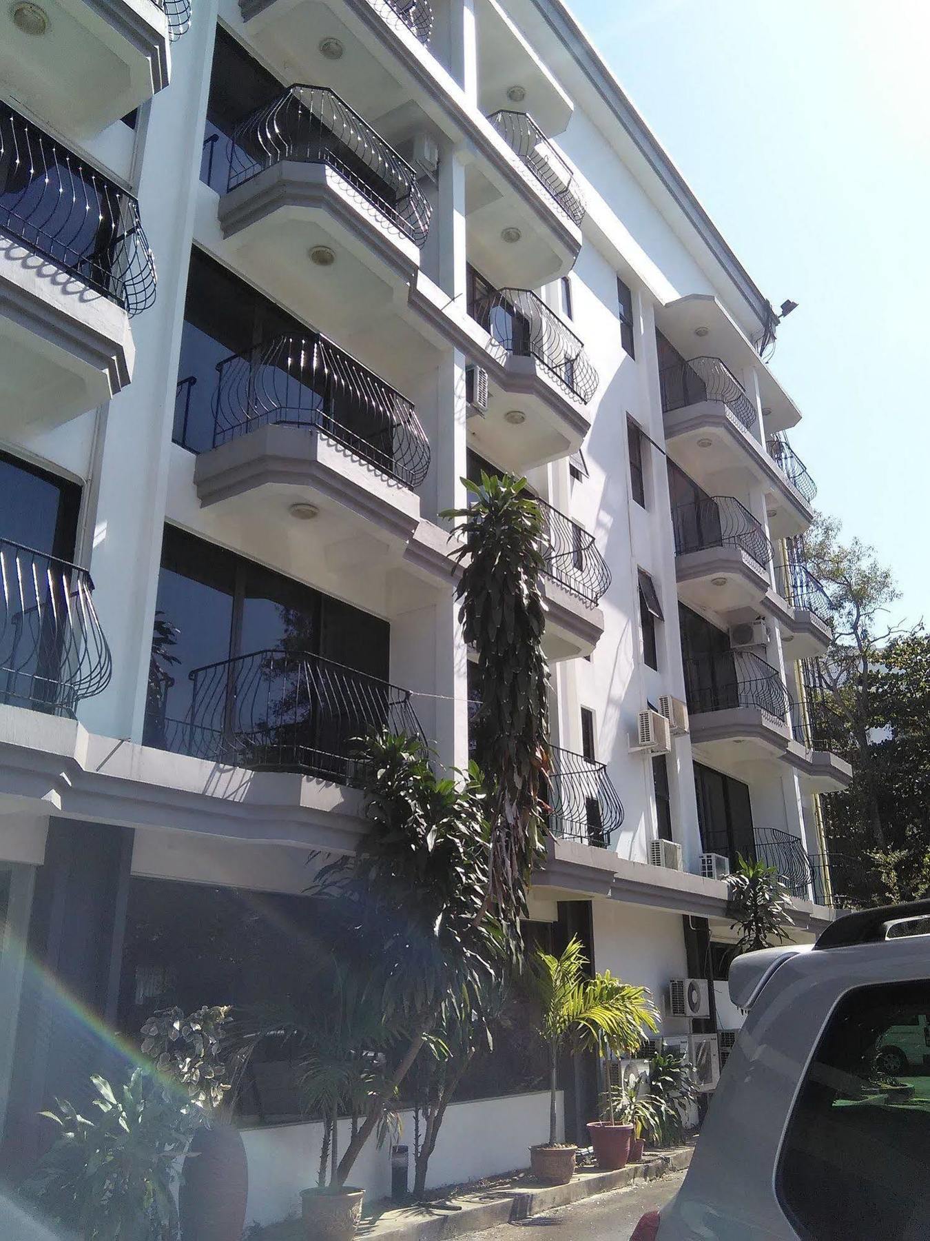 Casuarina Hotel Kota Kinabalu Esterno foto
