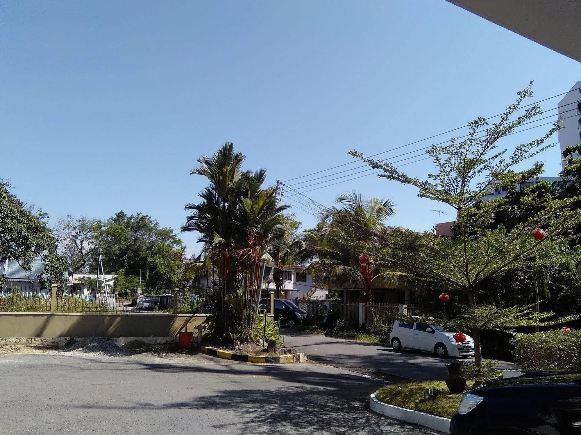Casuarina Hotel Kota Kinabalu Esterno foto
